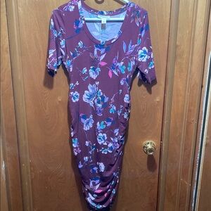 Red Ruched Bodycon Maternity Size Medium Floral Midi Dress